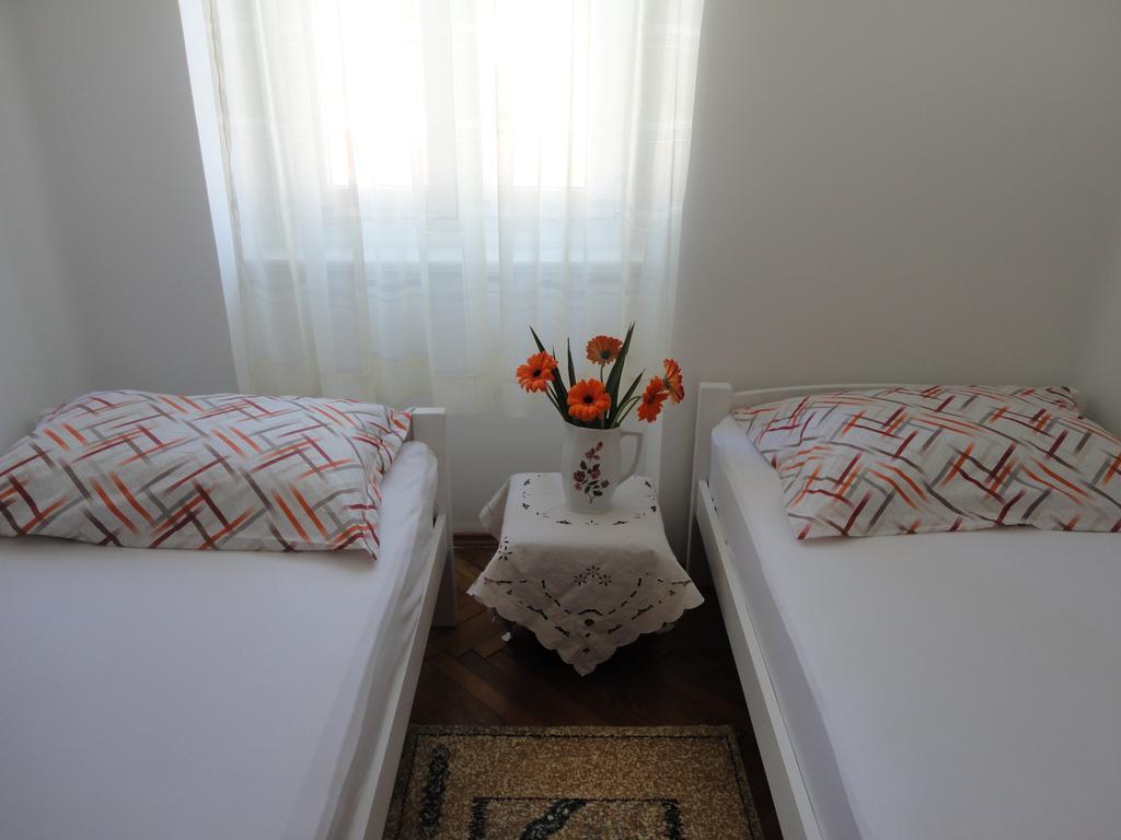Rooms Matija Milica - Center Split Exterior photo